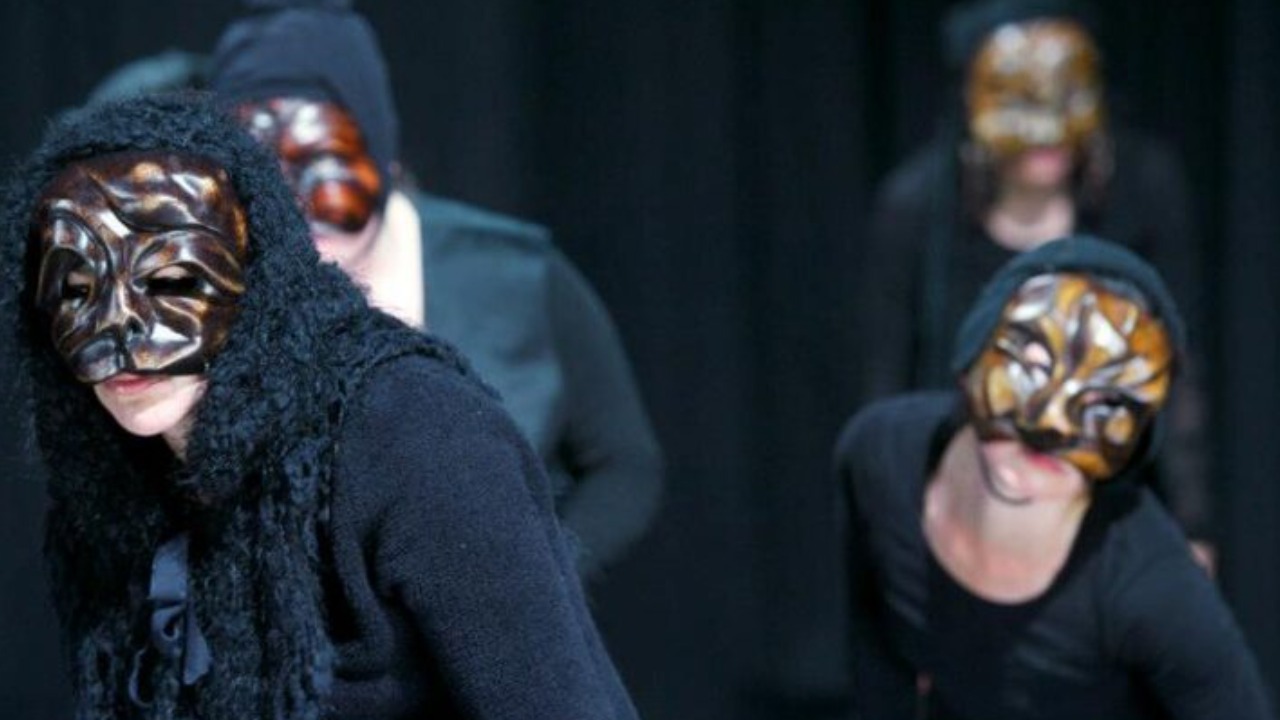 Masquerade Studio Workshop &#8211; Performing the mask