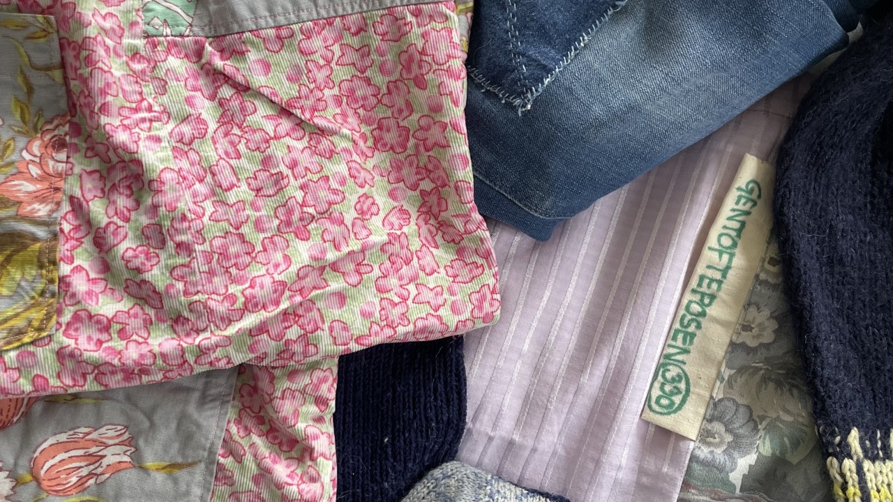 Åbent tekstilværksted med upcycling, reparation og kreation